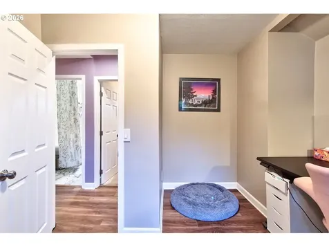 390 W Arlington Street Gladstone OR 97027