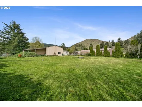 25795 Tyee Road Cloverdale OR 97112