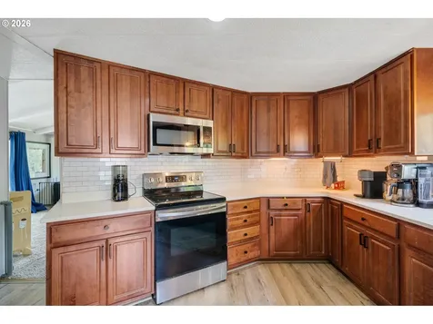 25795 Tyee Road Cloverdale OR 97112