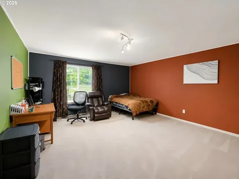 5115 SE 140th Place Portland OR 97236