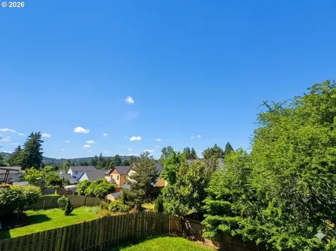 5115 SE 140th Place Portland OR 97236