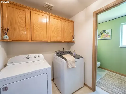 5115 SE 140th Place Portland OR 97236