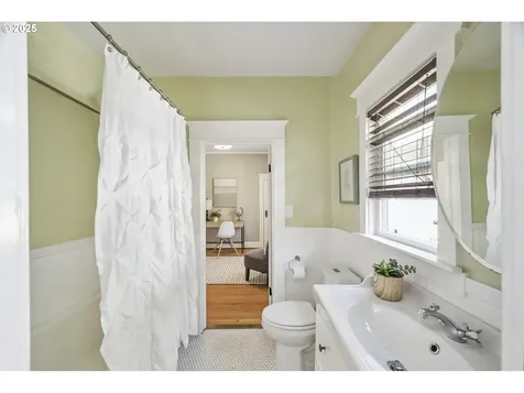 2336 SE 30th Avenue Portland OR 97214