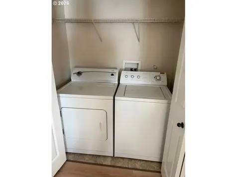 15650 SE Stark Street Portland OR 97233
