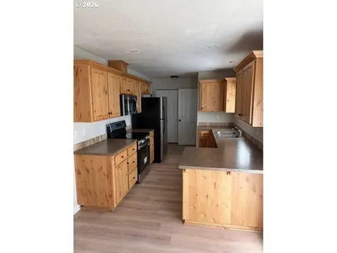 15650 SE Stark Street Portland OR 97233