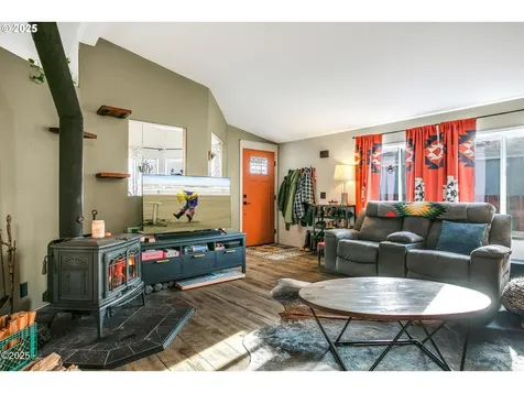 1346 SW 63rd Street Lincoln City OR 97367