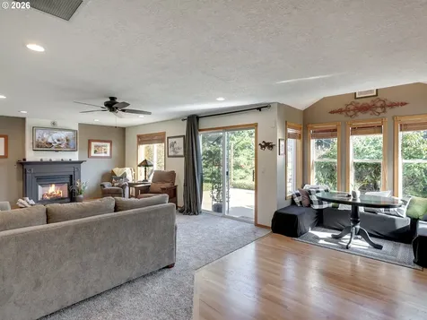 5946 Walina Court SE Salem OR 97317