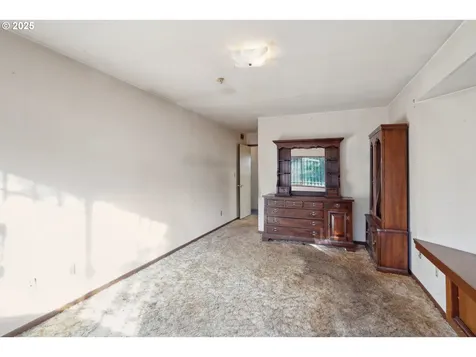 2935 NE 88th Place Portland OR 97220