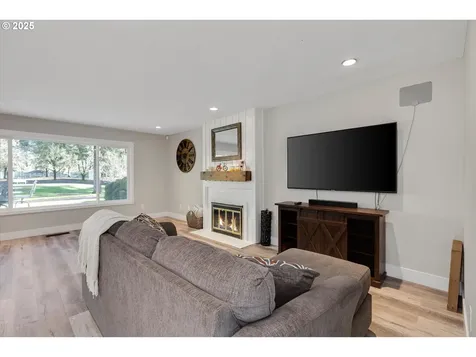32100 SW Boones Bend Road Wilsonville OR 97070
