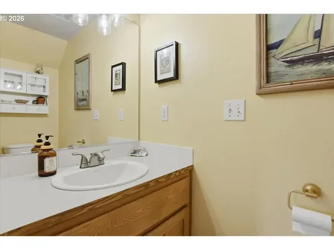 2417 NE 107th Street Vancouver WA 98686