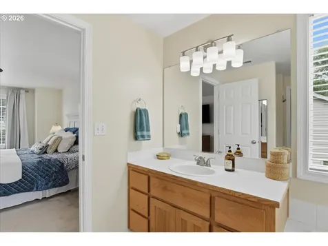 2417 NE 107th Street Vancouver WA 98686