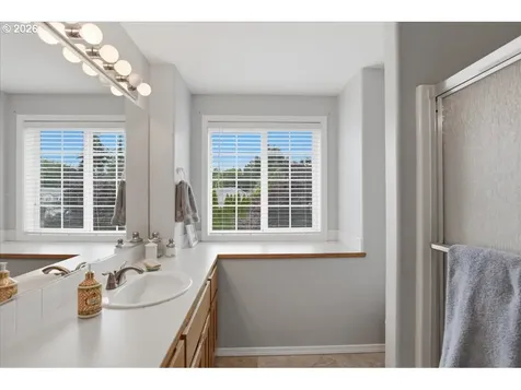 2417 NE 107th Street Vancouver WA 98686