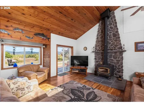 36189 Highway 58 Pleasant Hill OR 97455