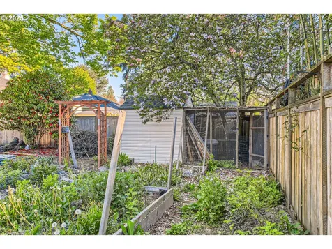 9612 N Van Houten Avenue Portland OR 97203