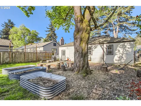 9612 N Van Houten Avenue Portland OR 97203