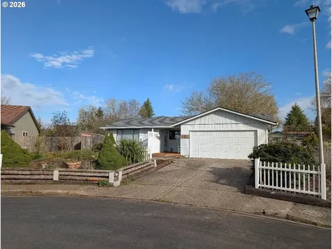 311 SW Jasmine Court Mcminnville OR 97128
