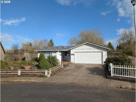 311 SW Jasmine Court Mcminnville OR 97128