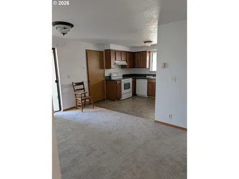 311 SW Jasmine Court Mcminnville OR 97128