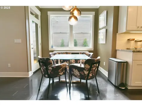 3225 SE Lincoln Street Portland OR 97214