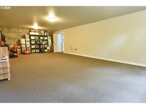 3225 SE Lincoln Street Portland OR 97214