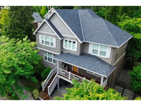 3225 SE Lincoln Street Portland OR 97214