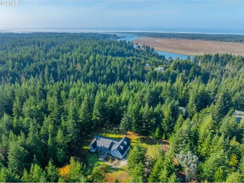 89494 Sunny Loop Lane Bandon OR 97411