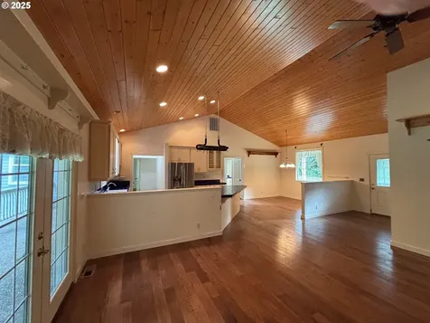 89494 Sunny Loop Lane Bandon OR 97411
