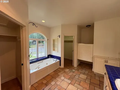 89494 Sunny Loop Lane Bandon OR 97411