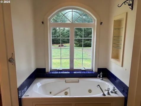 89494 Sunny Loop Lane Bandon OR 97411
