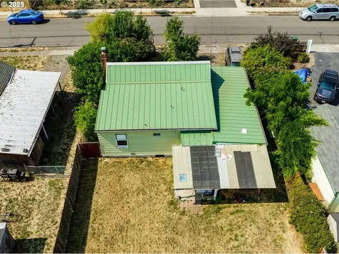 353 19th Street Springfield OR 97477