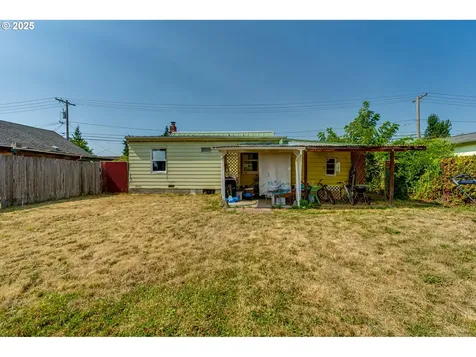 353 19th Street Springfield OR 97477