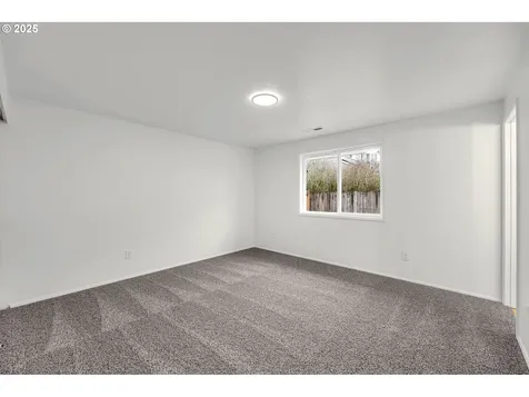 8321 NE 157th Avenue Vancouver WA 98682