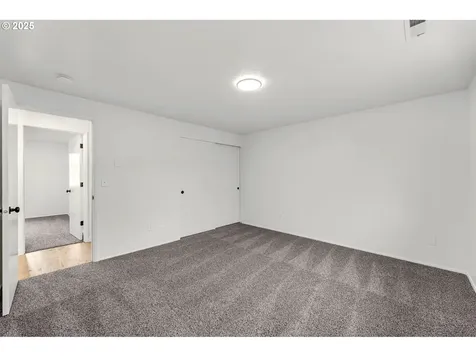 8321 NE 157th Avenue Vancouver WA 98682