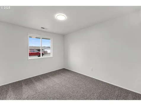 8321 NE 157th Avenue Vancouver WA 98682