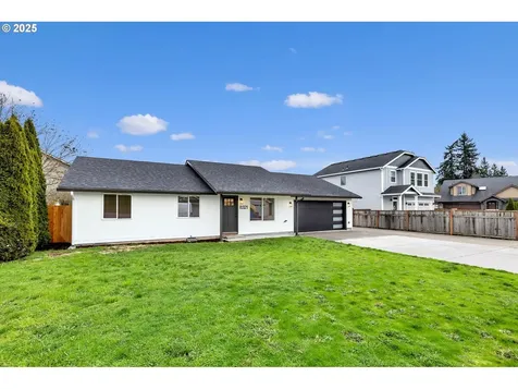 8321 NE 157th Avenue Vancouver WA 98682