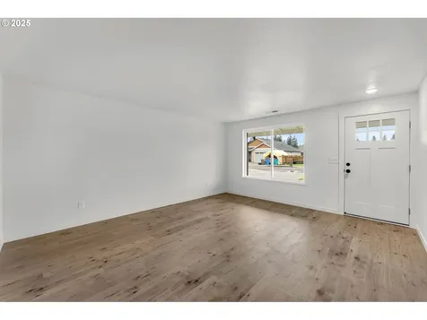 8321 NE 157th Avenue Vancouver WA 98682