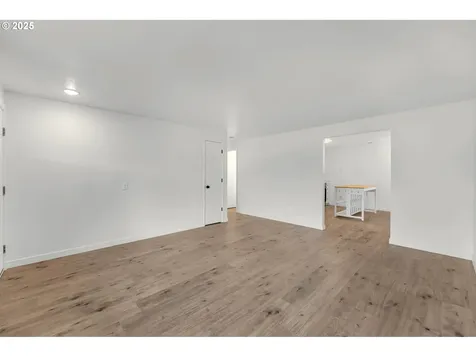 8321 NE 157th Avenue Vancouver WA 98682