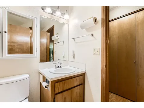 5565 SW 191st Court Beaverton OR 97078