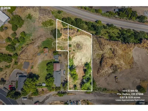 1915 E 9th Street The Dalles OR 97058
