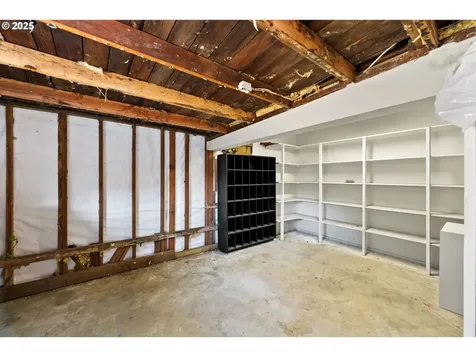 1380 N Gould Street Coquille OR 97423