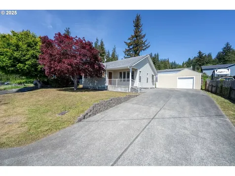 1380 N Gould Street Coquille OR 97423