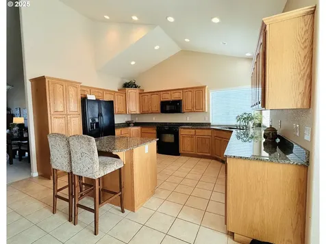 1922 Kapela Court Sutherlin OR 97479