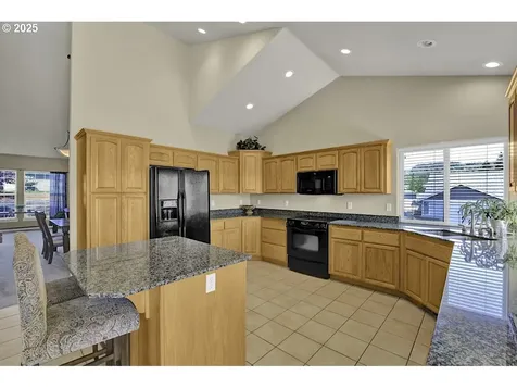 1922 Kapela Court Sutherlin OR 97479