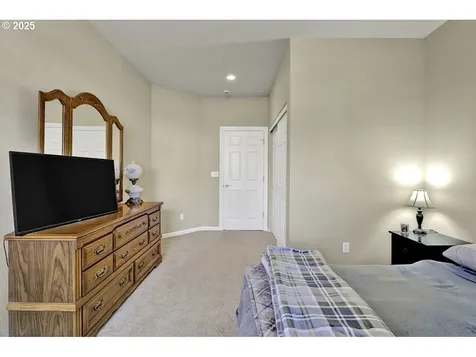 1922 Kapela Court Sutherlin OR 97479