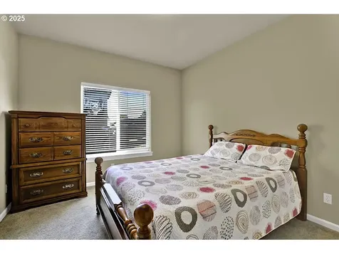 1922 Kapela Court Sutherlin OR 97479