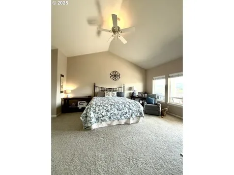 1922 Kapela Court Sutherlin OR 97479
