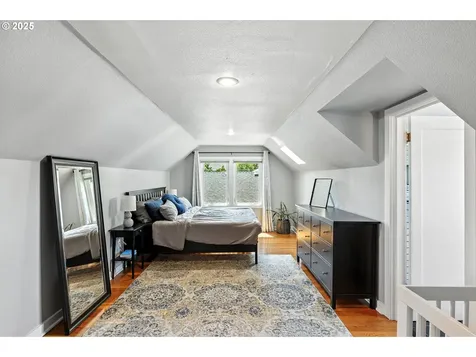 405 SE 32nd Avenue Portland OR 97214