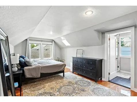 405 SE 32nd Avenue Portland OR 97214