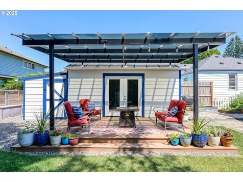 405 SE 32nd Avenue Portland OR 97214