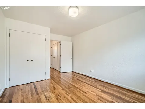 206 W 28th Street Vancouver WA 98660